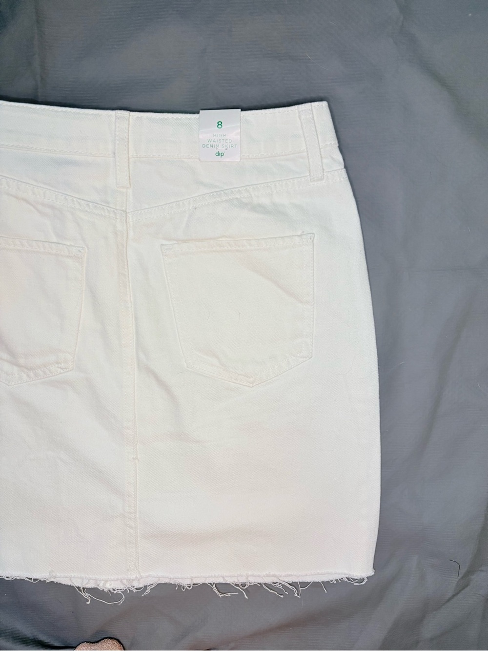 NWT - dip - White High-Waisted Distressed Denim Skirt - Women’s 8 - Picture 5 of 5